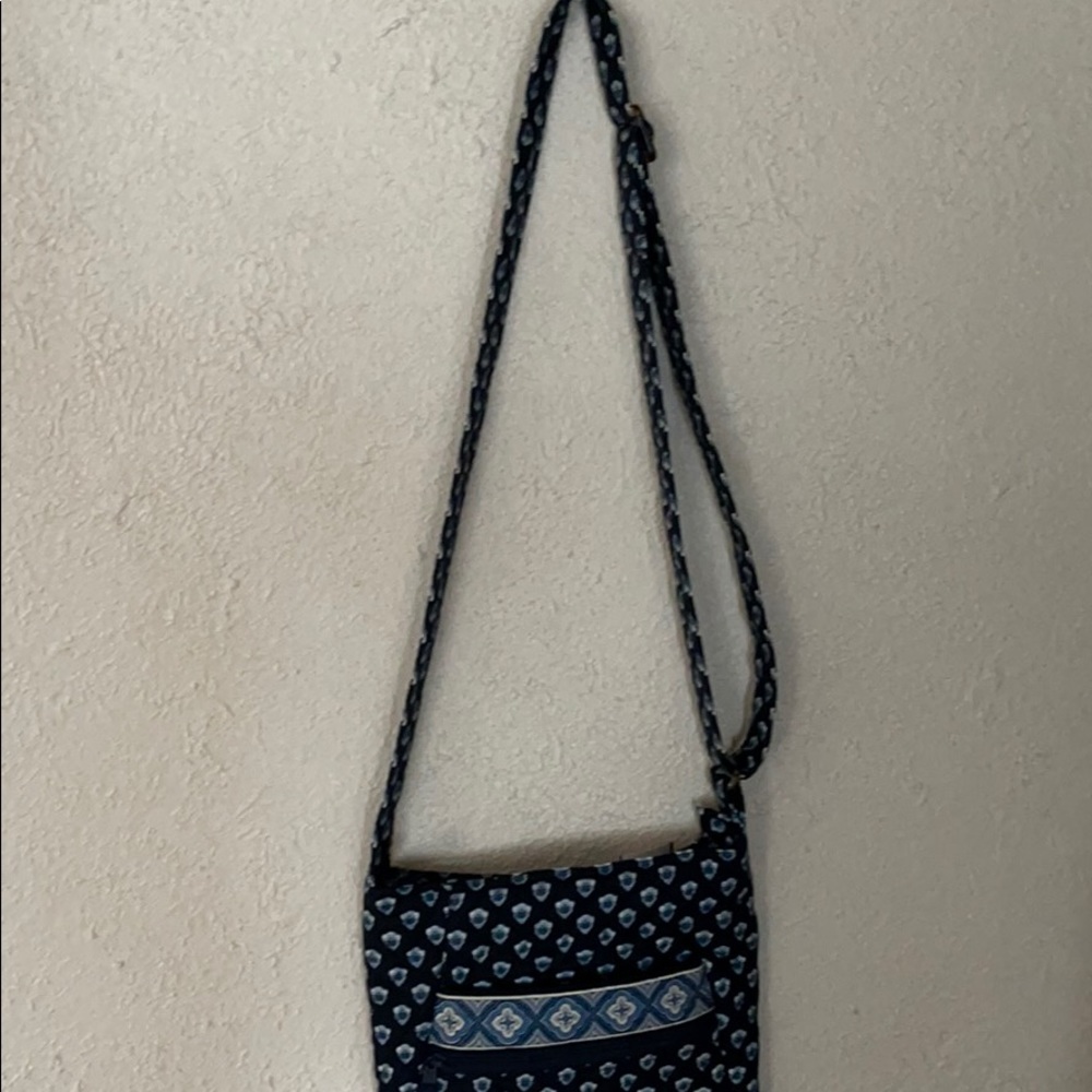 Vera Bradley Nantucket Navy hipster crossb… - Picture 3 of 7